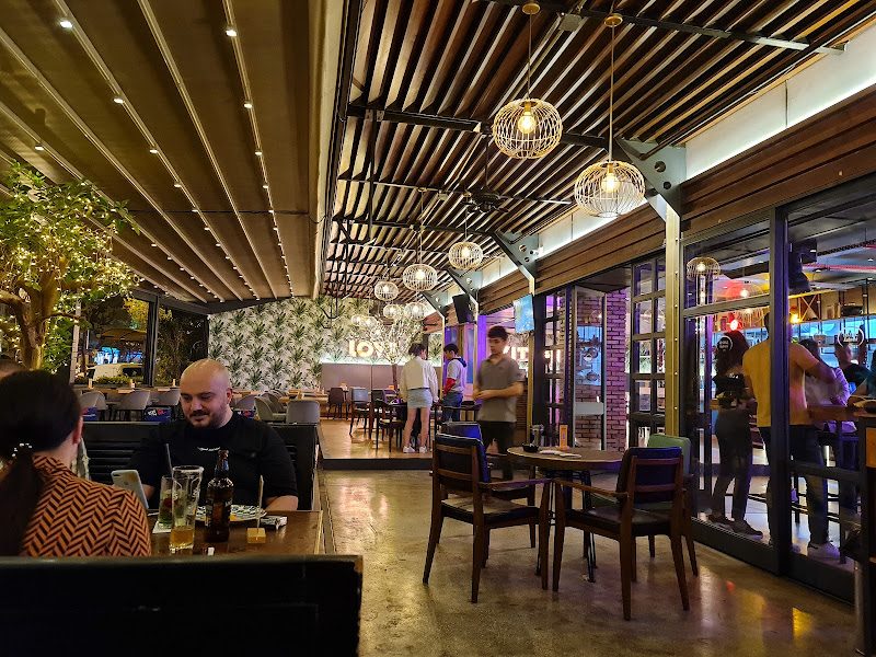 Kuruköprü Bar Sokağı