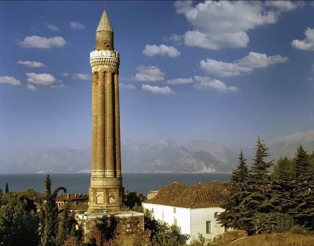 مئذنة ييفلي