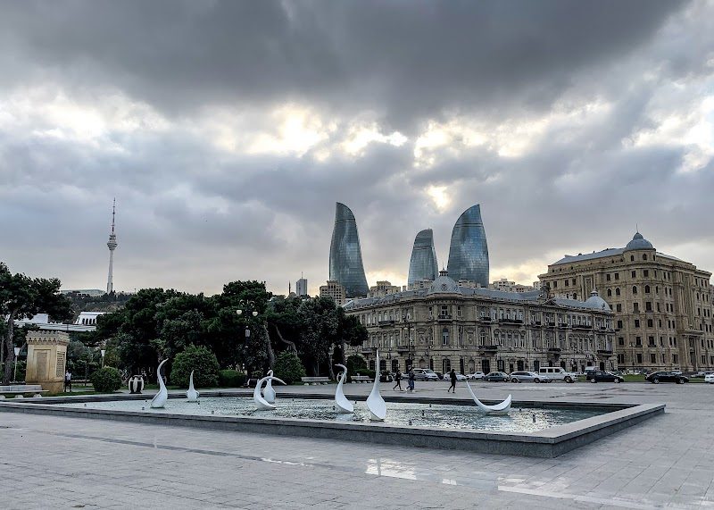Bakü Bulvarı (Sahil Bulvarı / Dənizkənarı Milli Park)