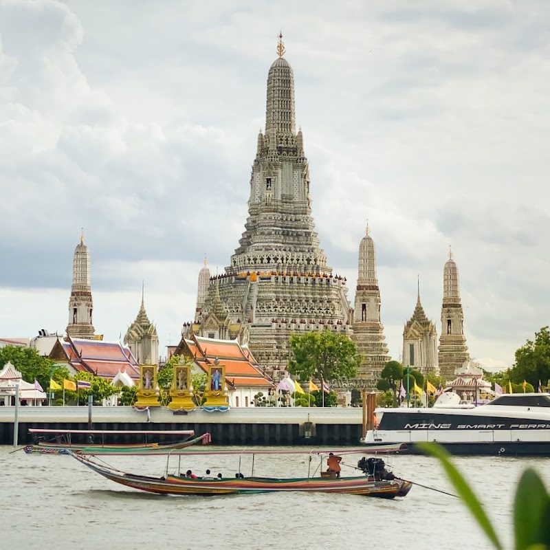 Bangkok - Wat Arun (Şafak Tapınağı)