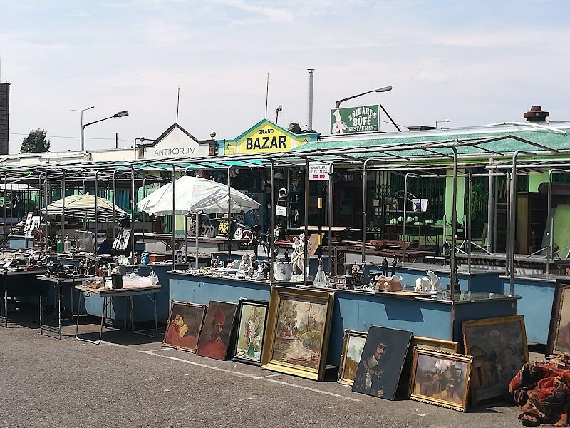 Ecseri Bit Pazarı (Ecseri Piac)