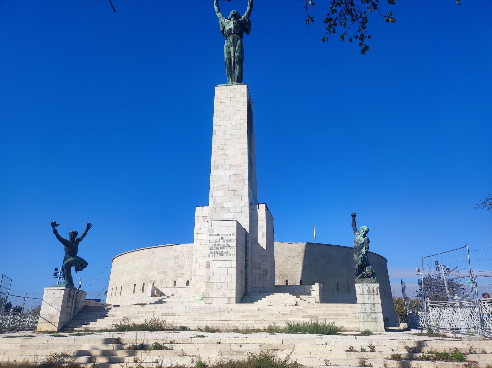 Gellért Tepesi ve Citadella