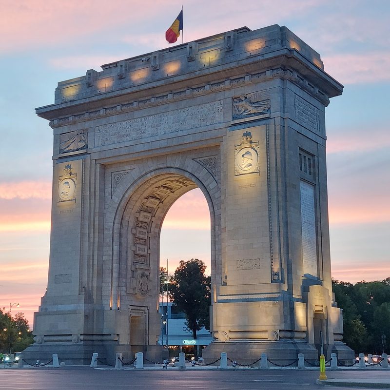 Zafer Takı (Arcul de Triumf)