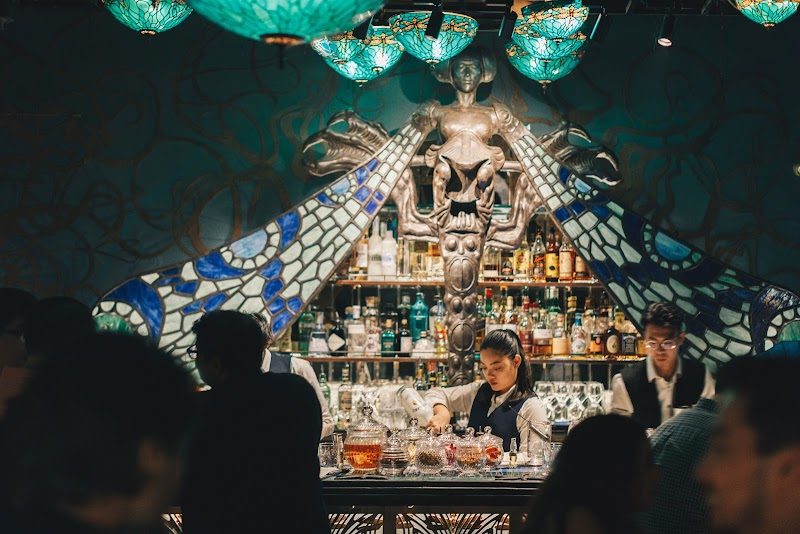 Tai Kwun & Old Bailey Barları