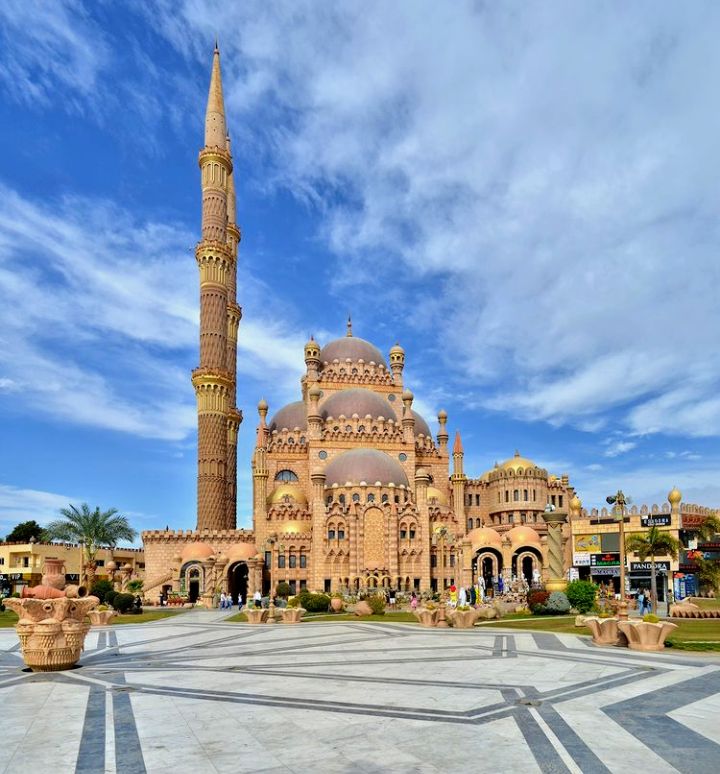 Sahaba Camii (El Mina Camii)