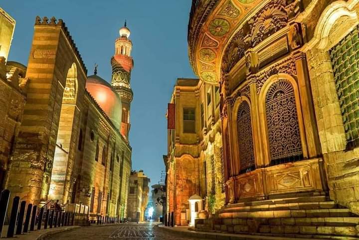 El-Muizz Caddesi
