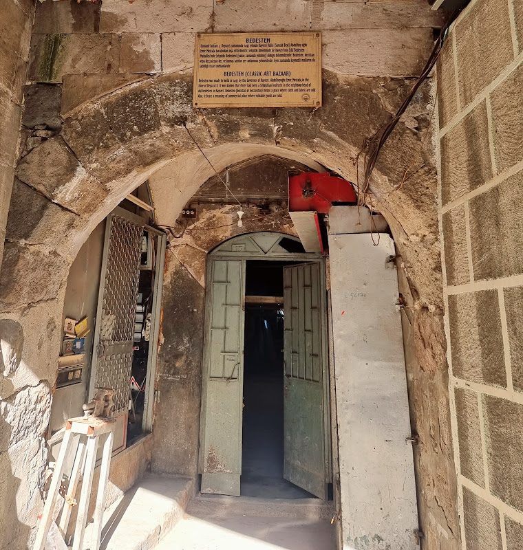 Bedesten ve Kapalıçarşı (Pastırma, Sucuk, Halı)