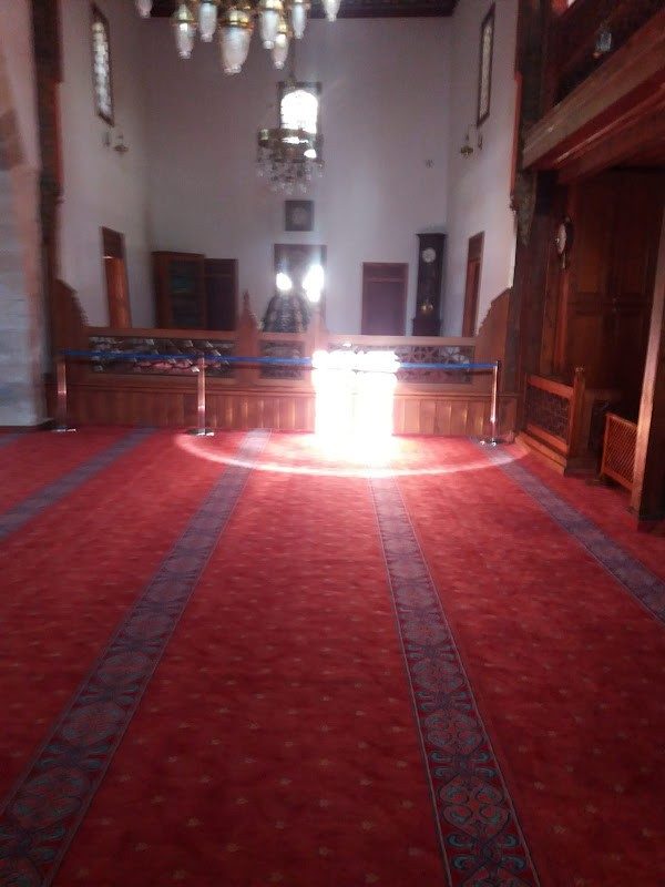 Şems-i Tebrizi Türbesi ve Camii