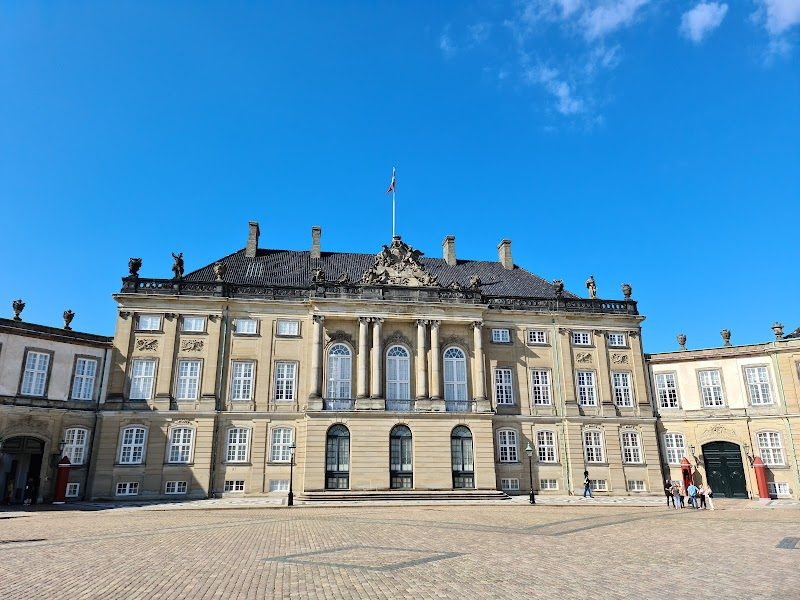 Amalienborg Sarayı