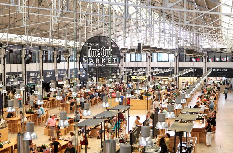 Time Out Market Stantları