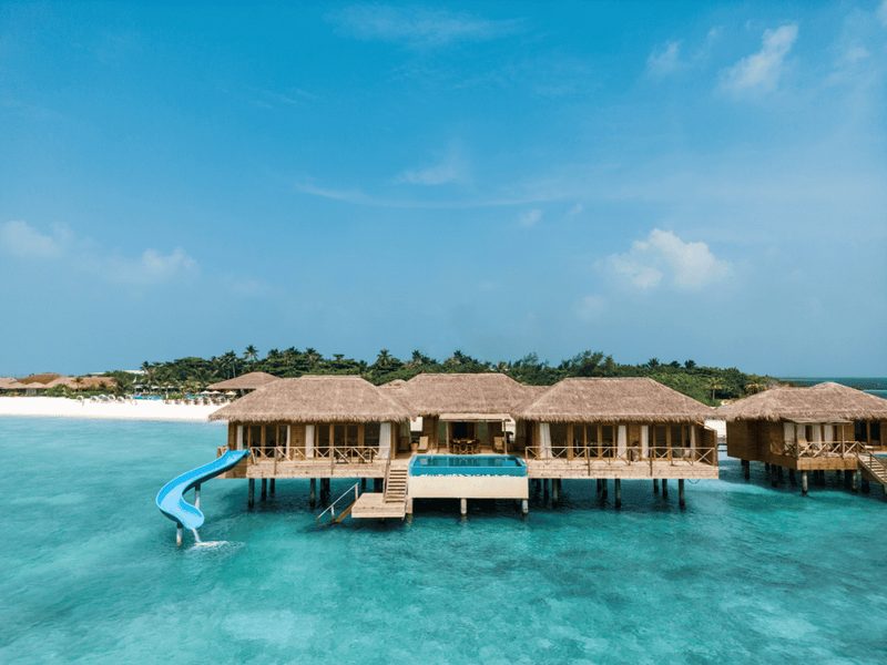 Sundowner Deck (Genel Resort Konsepti)