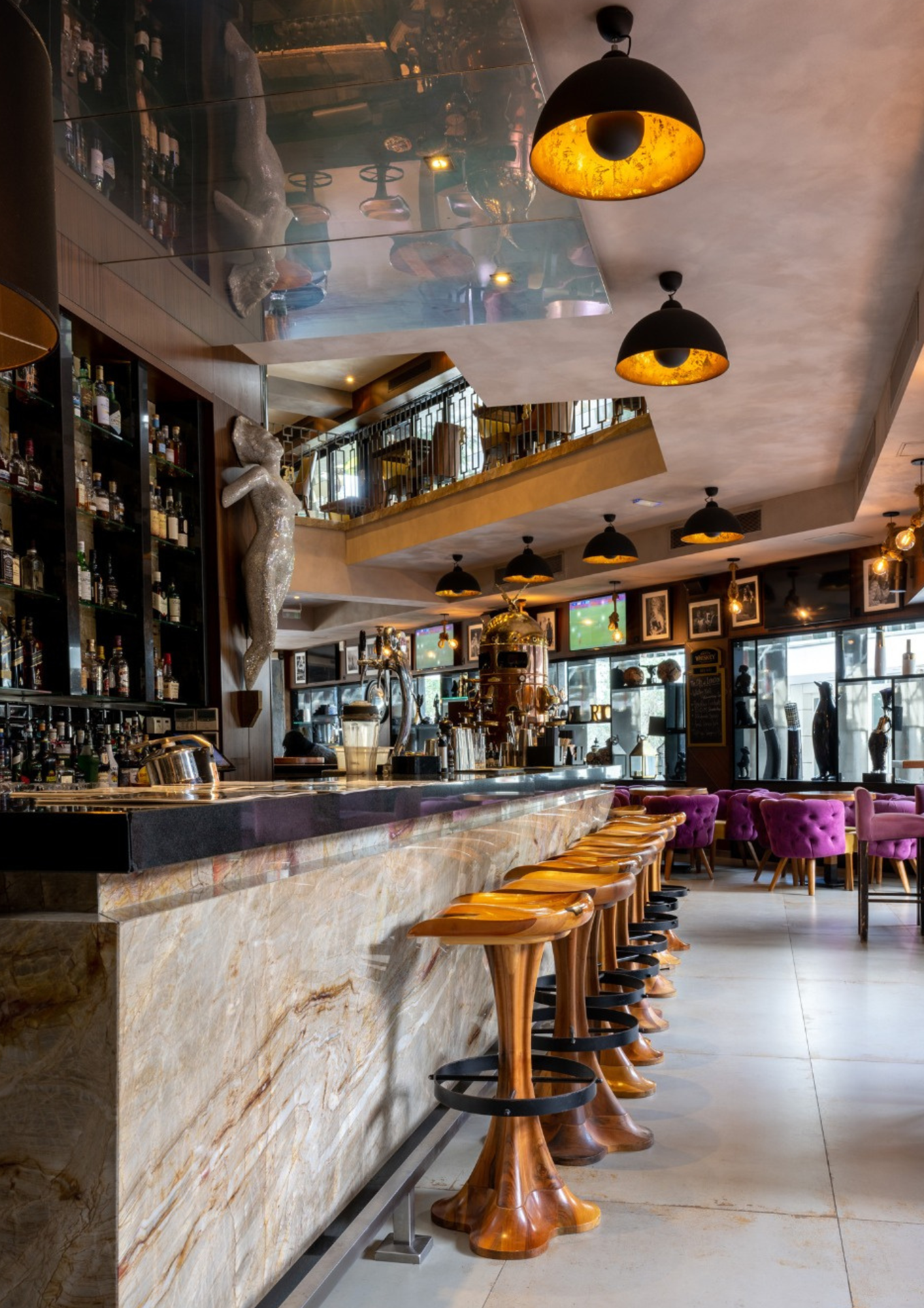 Hugo's Lounge