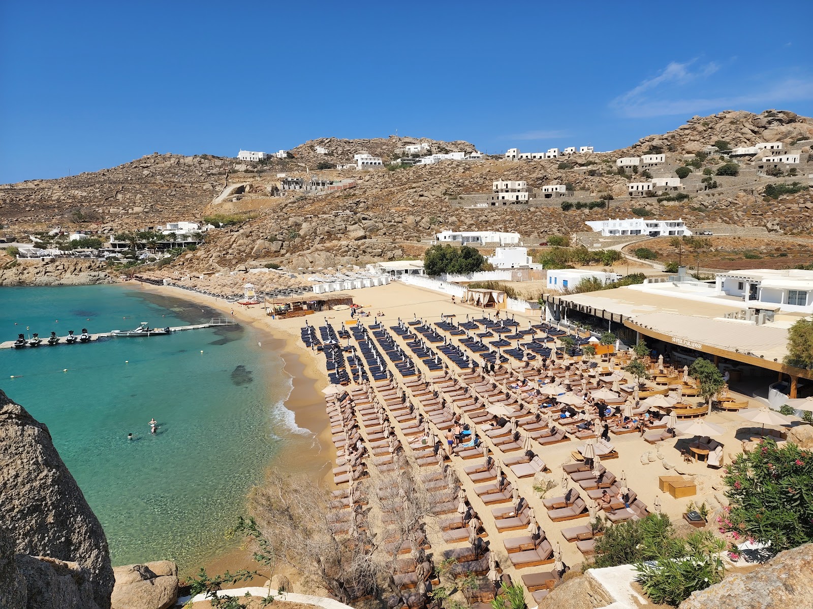 Super Paradise Beach