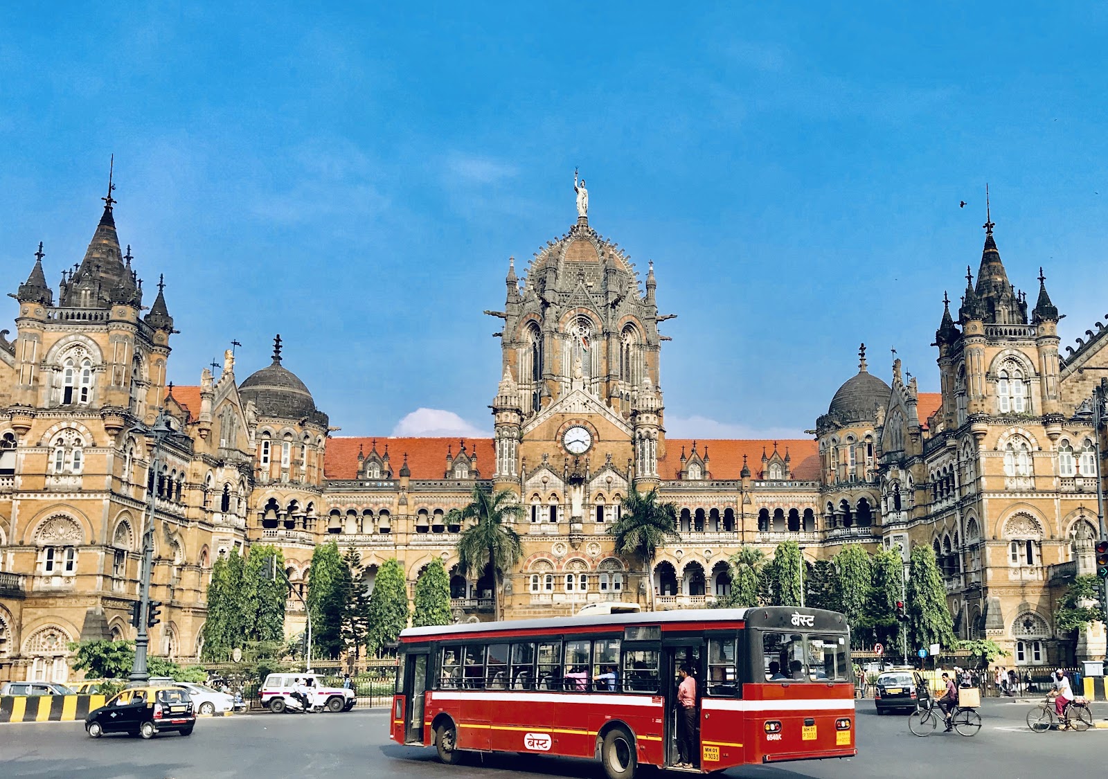 Chhatrapati Shivaji Maharaj Terminus (CST)