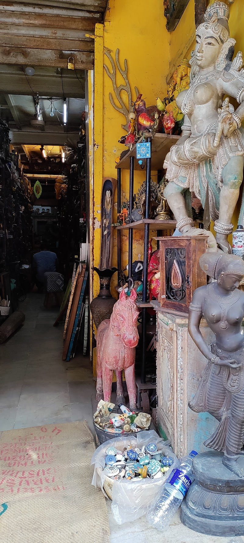 Chor Bazaar (Hırsız Pazarı)