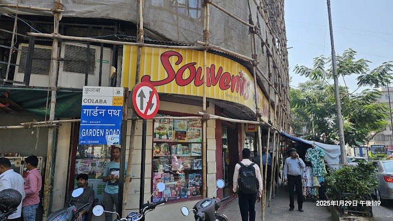 Colaba Causeway Market
