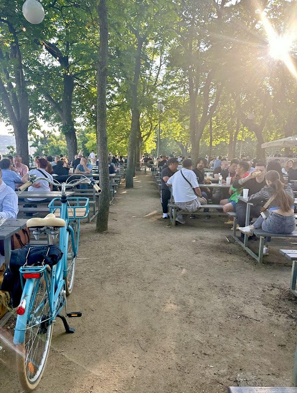 Letná Beer Garden (Letenské sady)