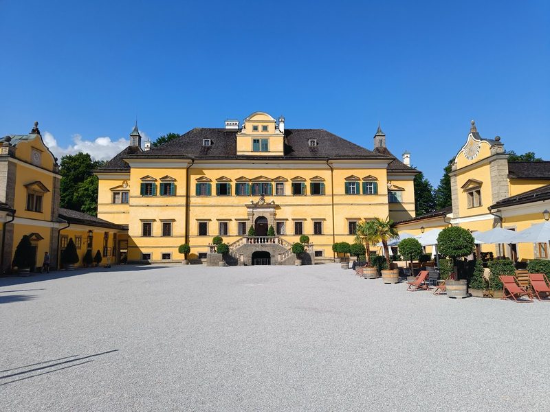 Hellbrunn Sarayı ve Su Oyunları (Wasserspiele)