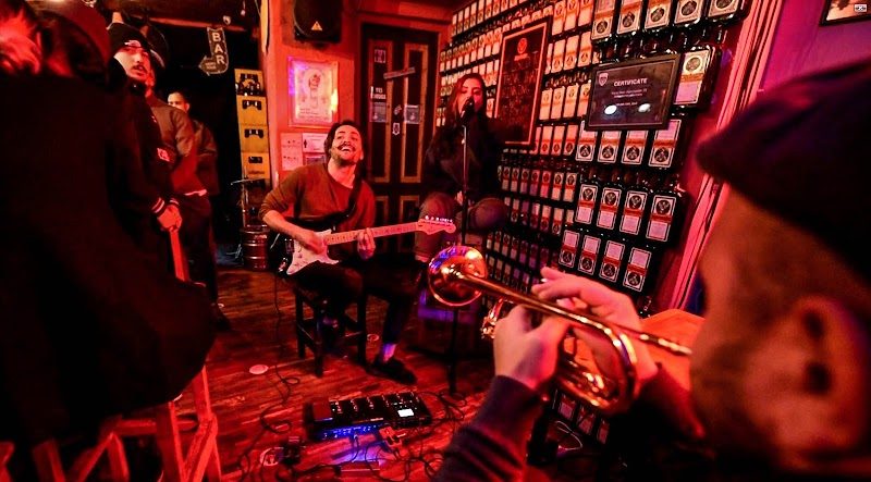 Dive Bar